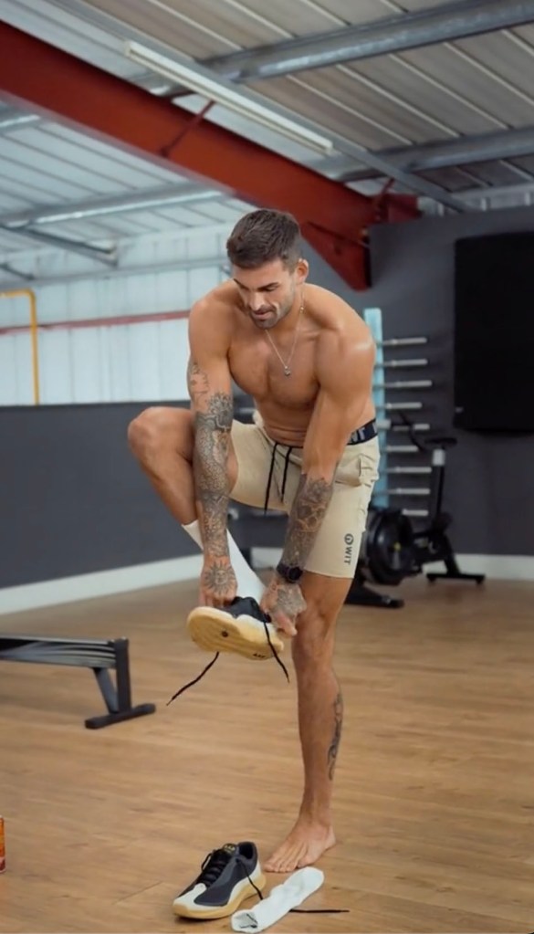 www-tiktok-com-adamcollard-video-95861544 Adam Collard does the old man test