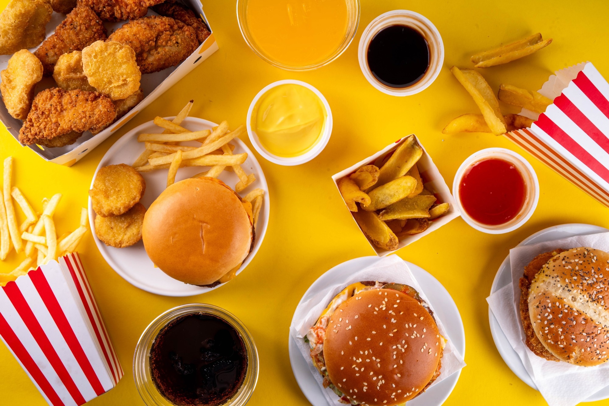 Study: Ultra-processed food consumption, plasma metabolite profile, and risk of all-cause and cause-specific mortality in a population-based cohort. Image Credit: Rimma Bondarenko / Shutterstock