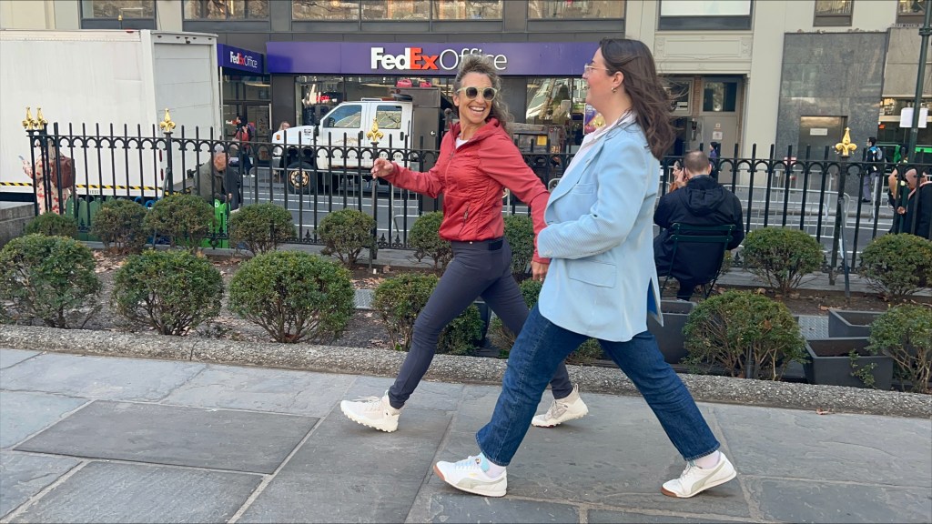 processed-d854b114-30e1-4b4d-8d8a-986e07879ab2-1 Joanna Hall teaches New York Post reporter McKenzie Beard how to do the WalkActive method.